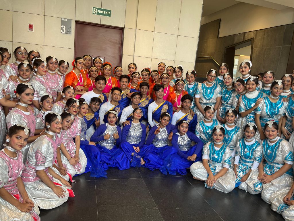 dance troupe 3
