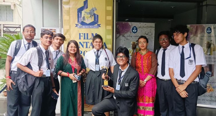 National English School Shines at Film Fantasia 2025 organised by ASISC Our school’s short film, based on the thought-provoking theme “A Glimpse of Tomorrow”, earned high acclaim, winning the award for Best Supporting Actor (Male) award for the exceptional performance of our students.